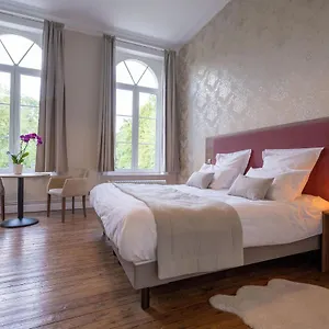  Appart hôtel Chateau Du Béron Chic